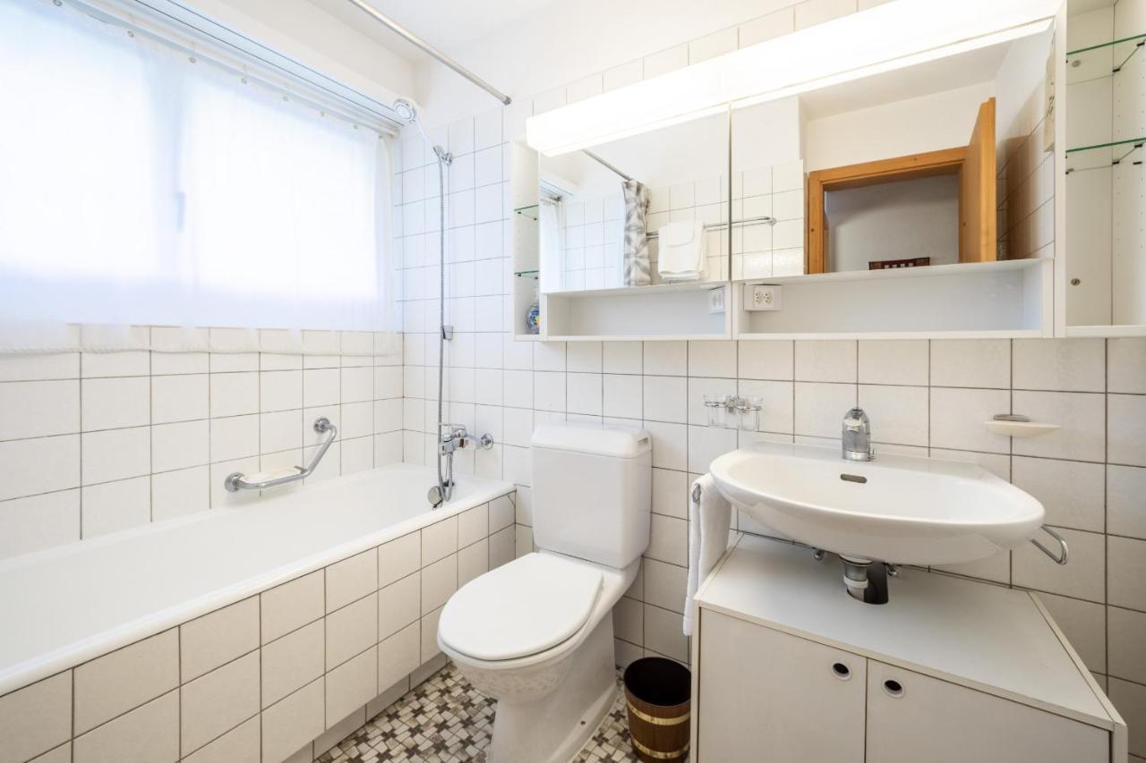 Haus Ner A1 Lägenhet Flims Exteriör bild